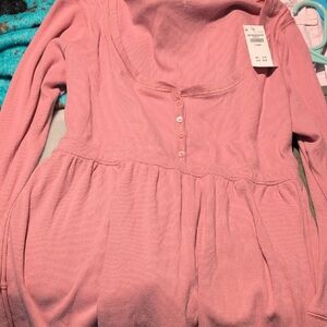 Hollister Soft Pink Long Sleeve Blouse